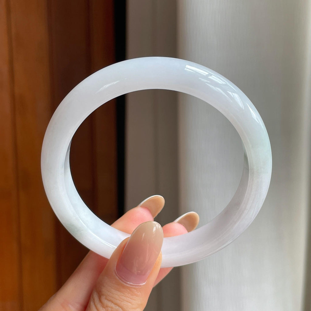 糯冰淡底色翡翠平安镯（58mm)（yc409907）