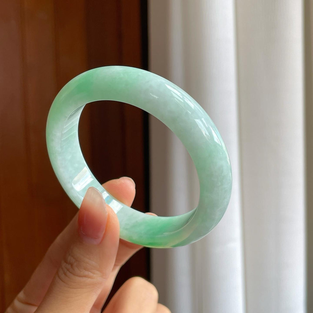 糯冰白底青翡翠平安镯（54mm）（yc318628）