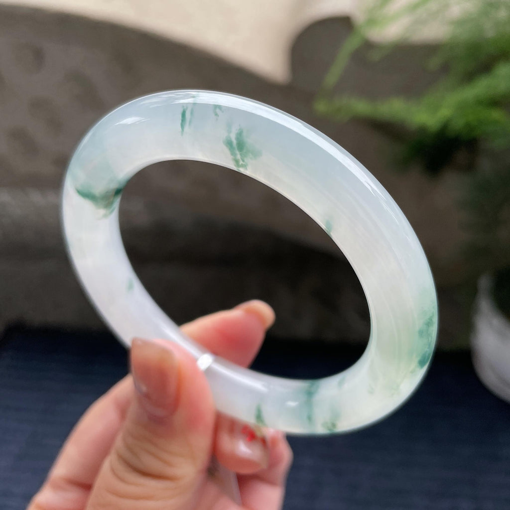 糯冰种飘蓝绿花圆条手镯55圈口   天然缅甸A货翡翠（yc350665）