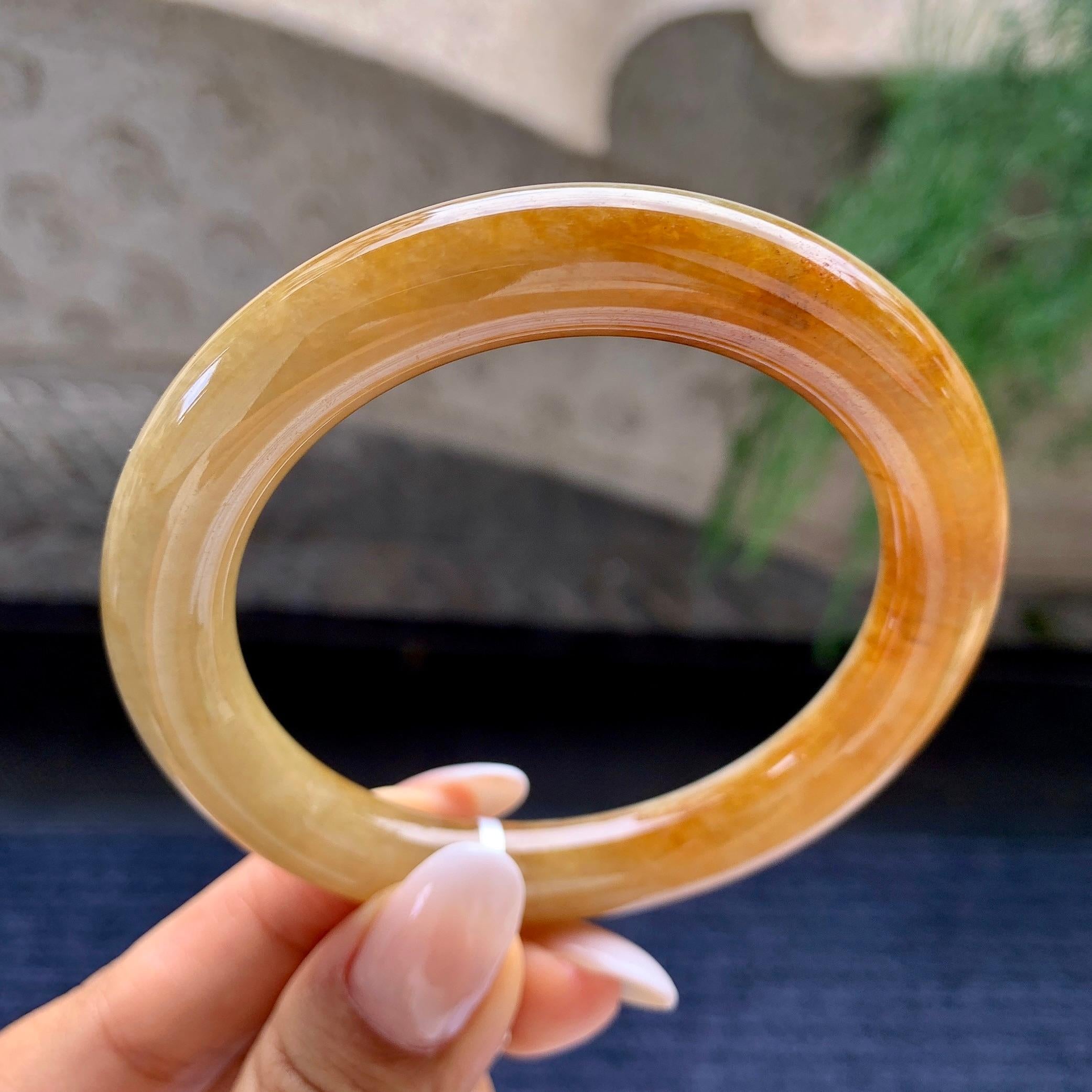 细糯种黄翡圆条手镯     56.4圈     天然缅甸A货翡翠（yc408849）