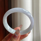 糯种淡春底翡翠平安镯（57.5mm）