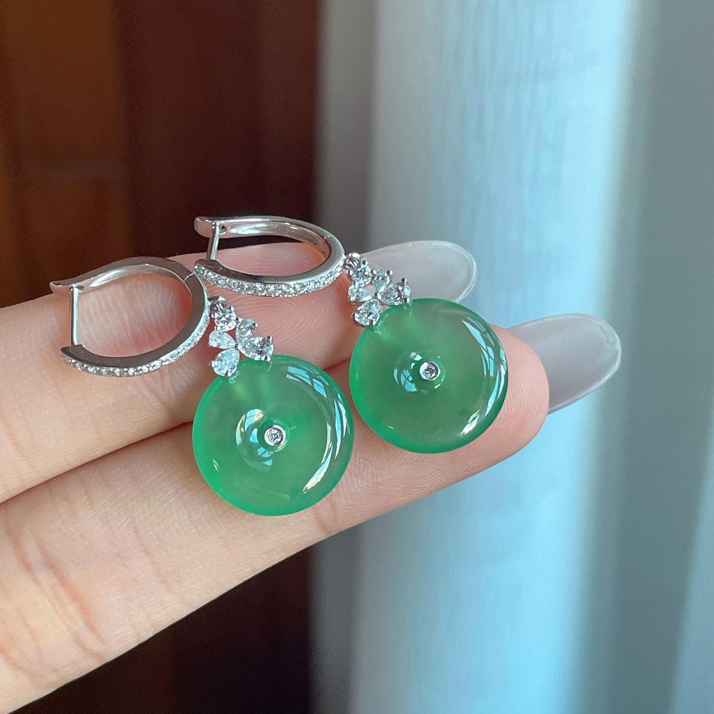 18k金钻镶冰种湖水绿翡翠耳坠（yc265743）