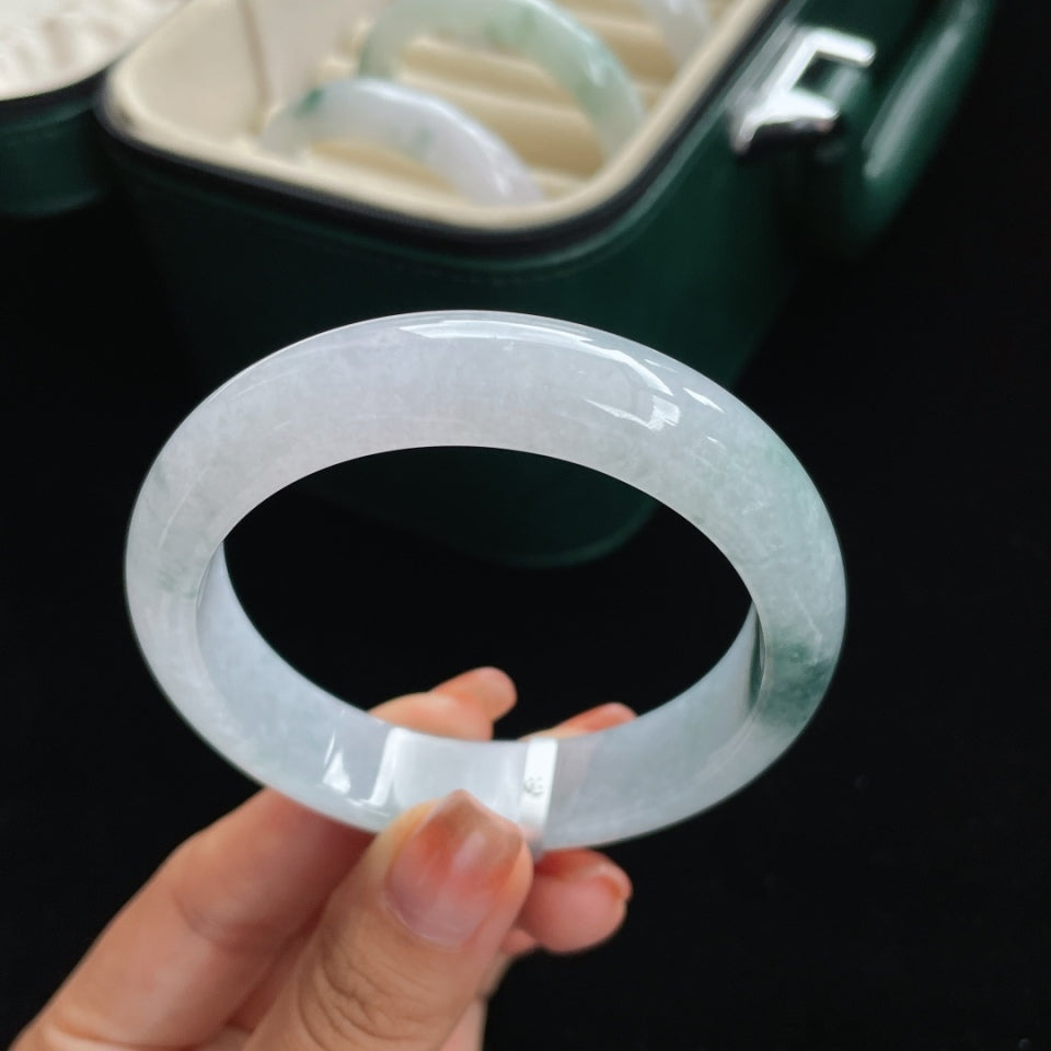 糯冰正圈飘花翡翠手镯（56mm）（yc016631）