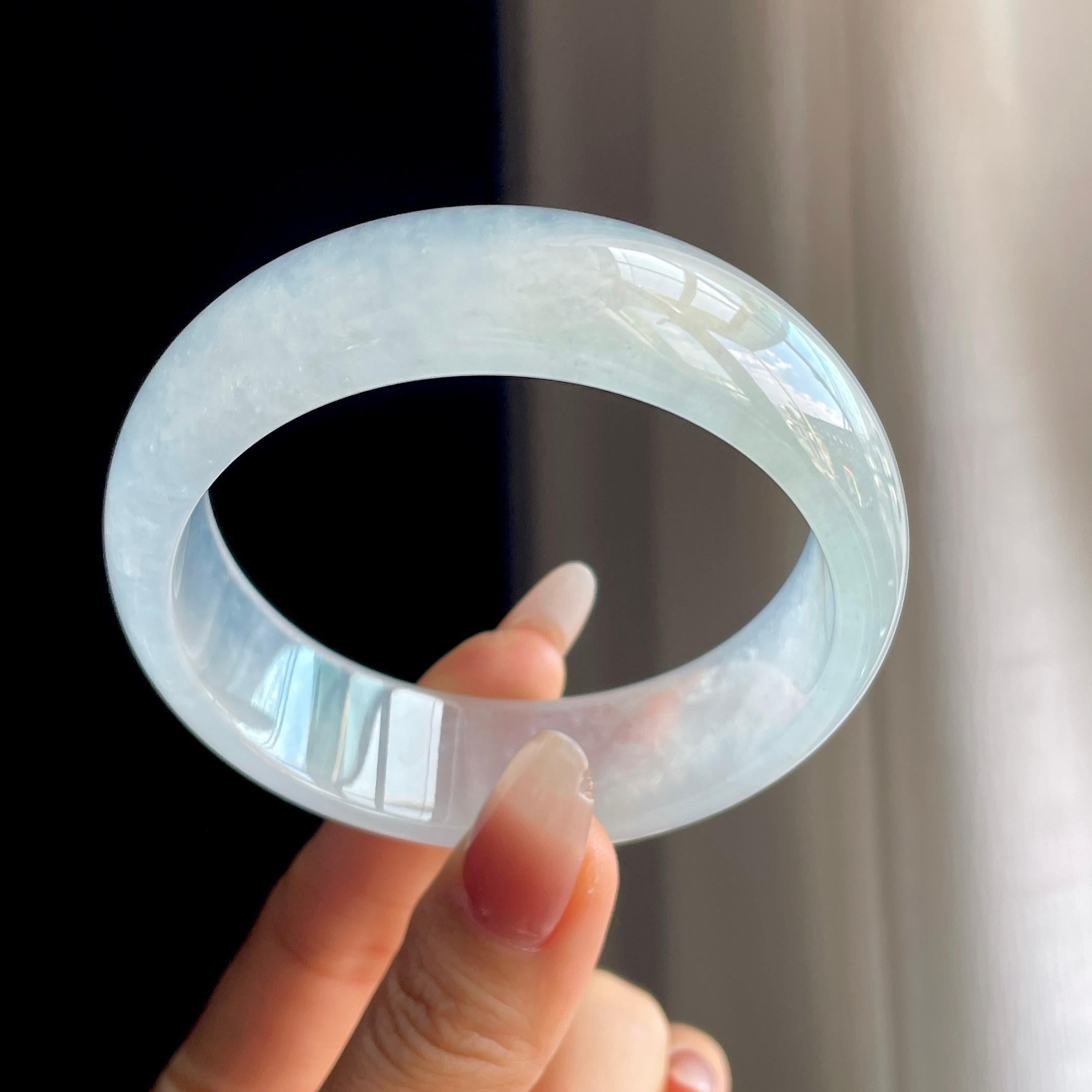 冰玻种宽版翡翠平安镯（59.8mm）（yc303074）