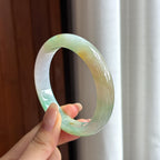 Vòng tay bình an đặc sắc màu vàng pha xanh, băng chuyền chính diện, kích thước 56, ngọc phỉ thúy tự nhiên loại A Myanmar (yc450454)