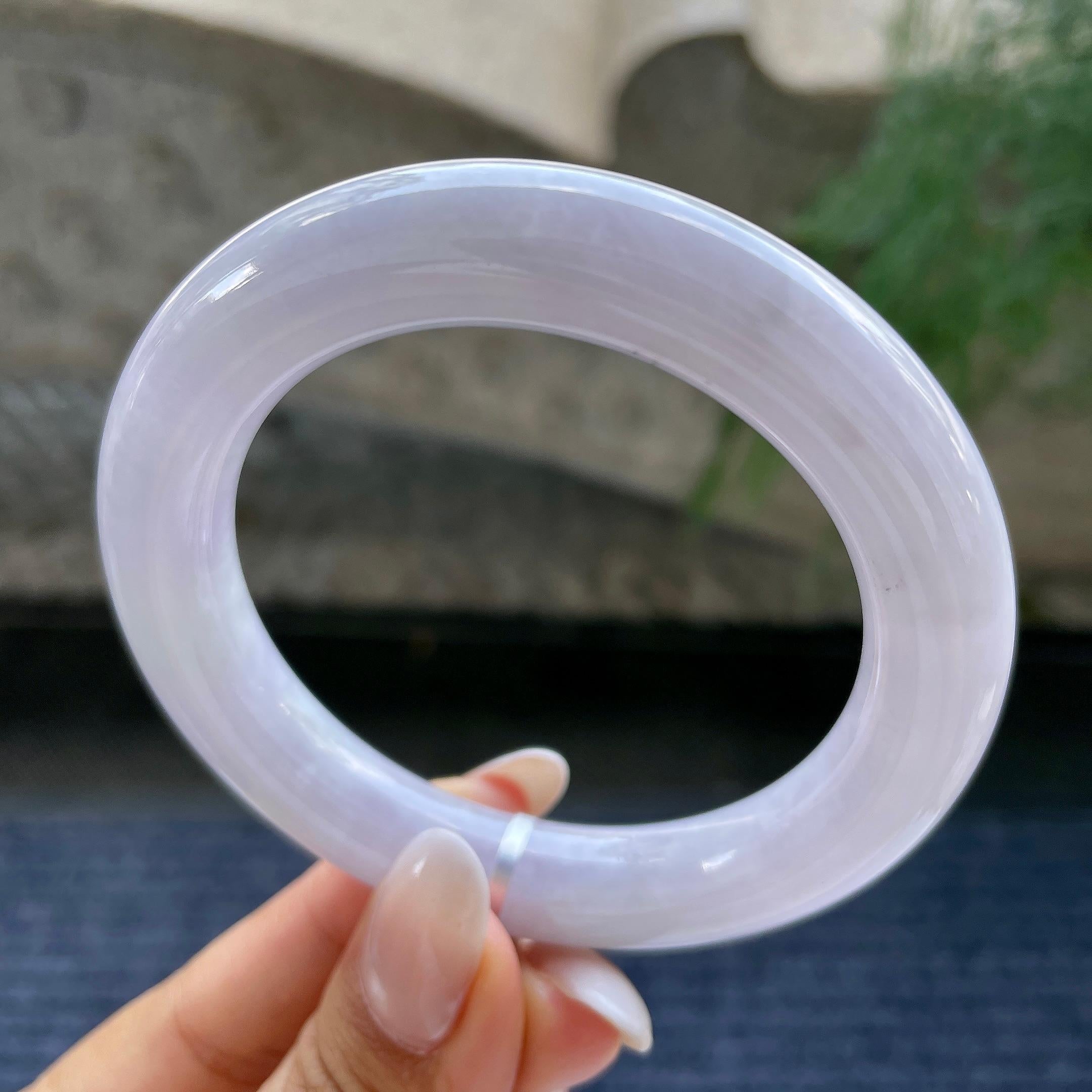 糯种淡紫罗兰圆条手镯     55.6圈      天然缅甸A货翡翠（yc408833）