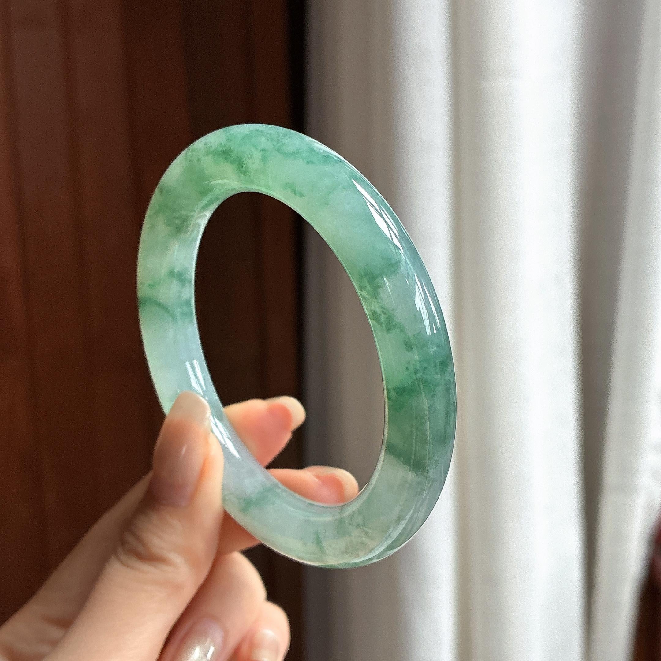 糯冰飘花圆条手镯 56圈 天然缅甸A货翡翠（yc461199）