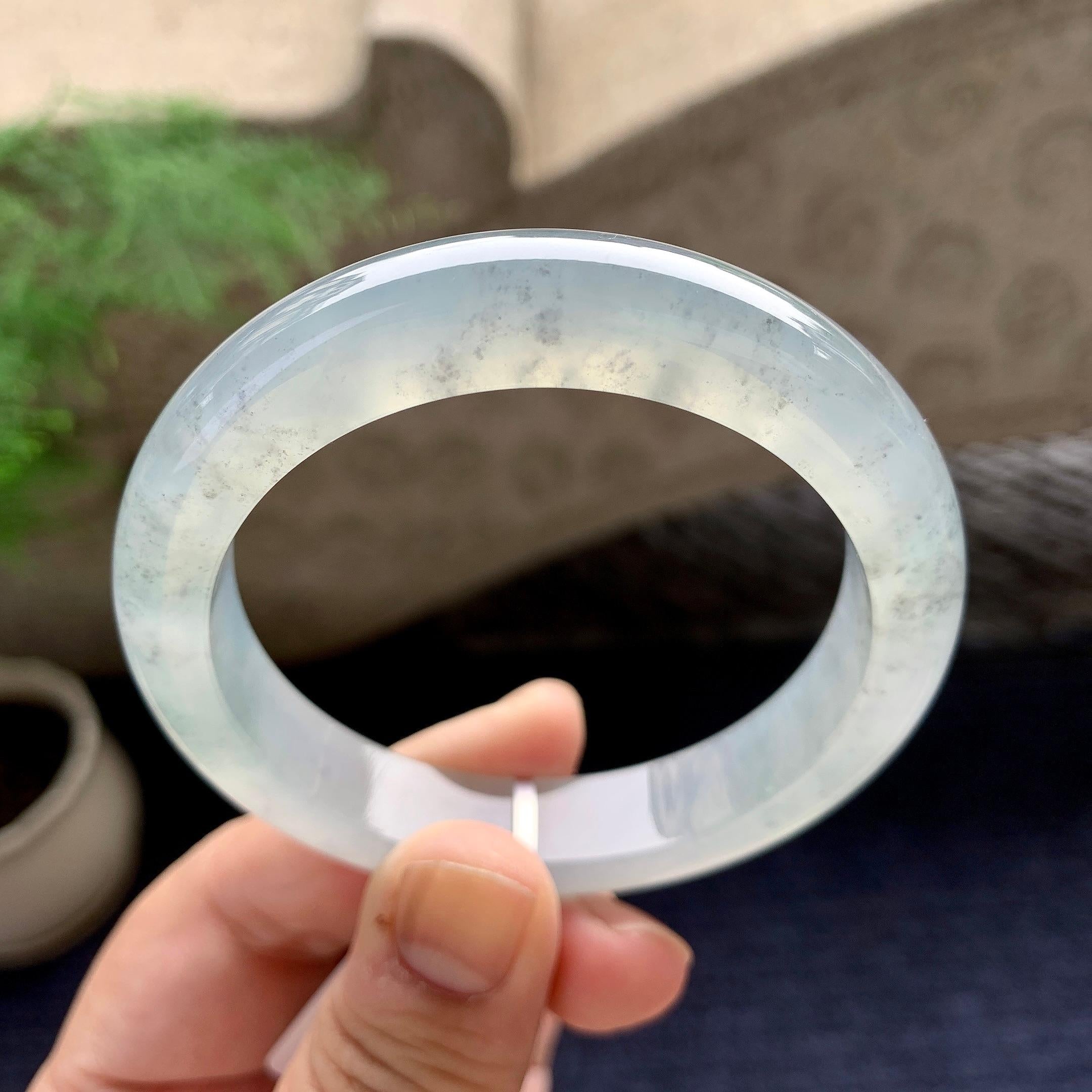 糯冰种乌鸡平安镯（54.3mm）（yc198231）