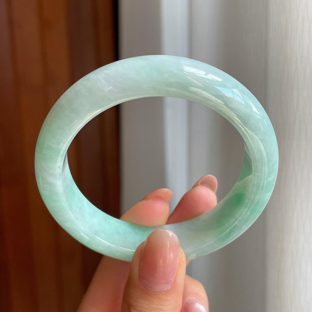 糯冰带色翡翠平安镯（53mm)（yc342547）