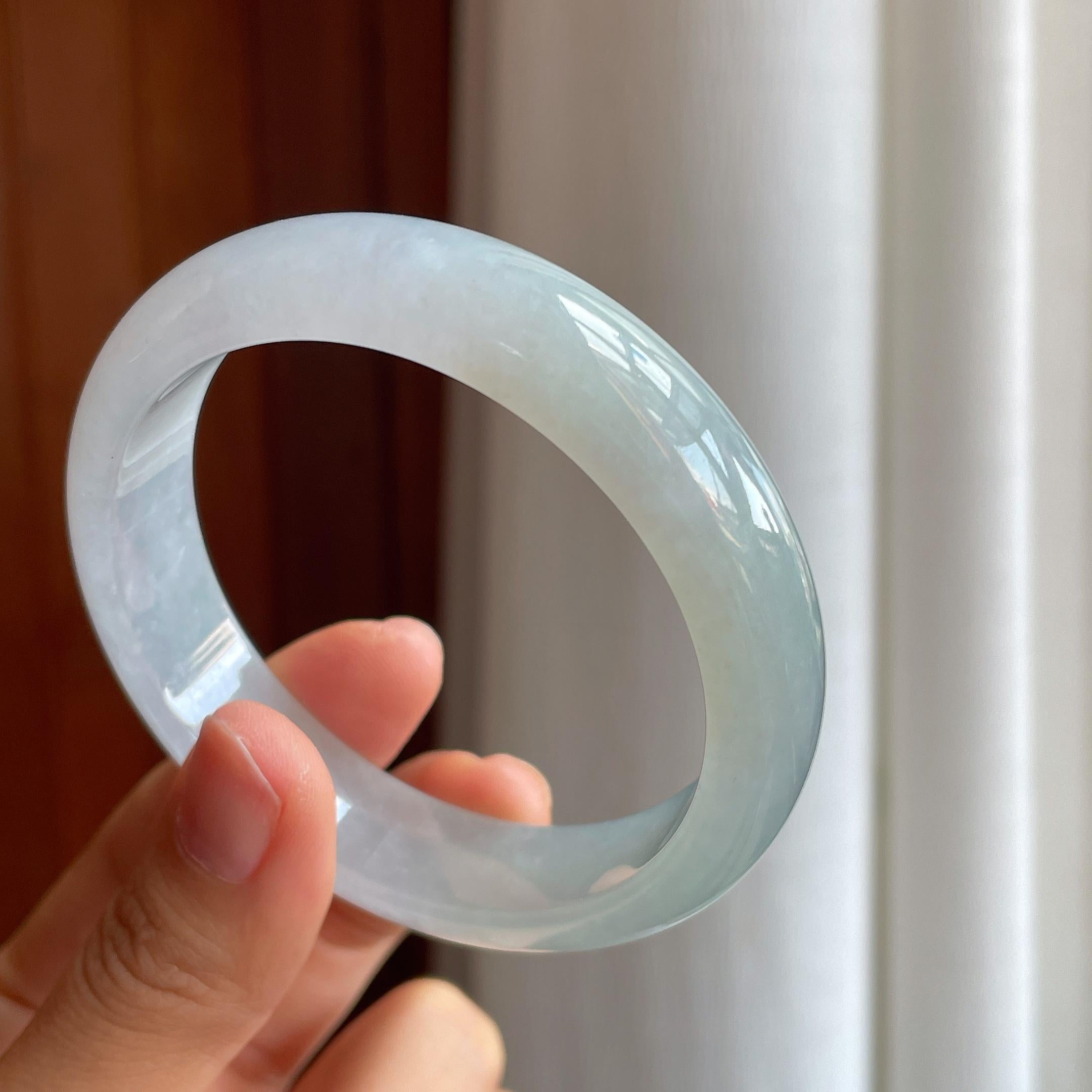 冰种淡底色翡翠平安镯（57.6mm）（yc338534）