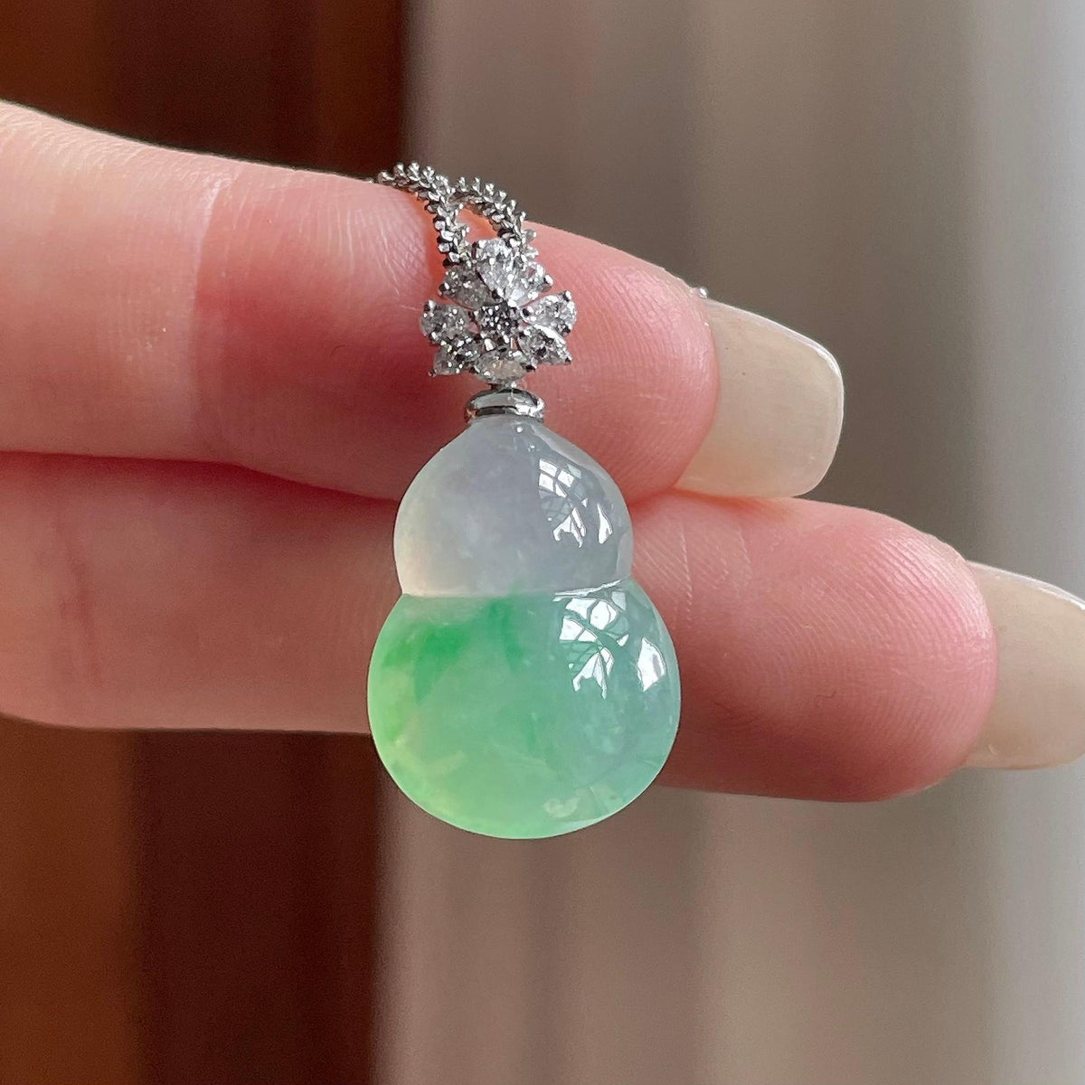 18k金扣糯冰种飘花葫芦挂件（yc770659）
