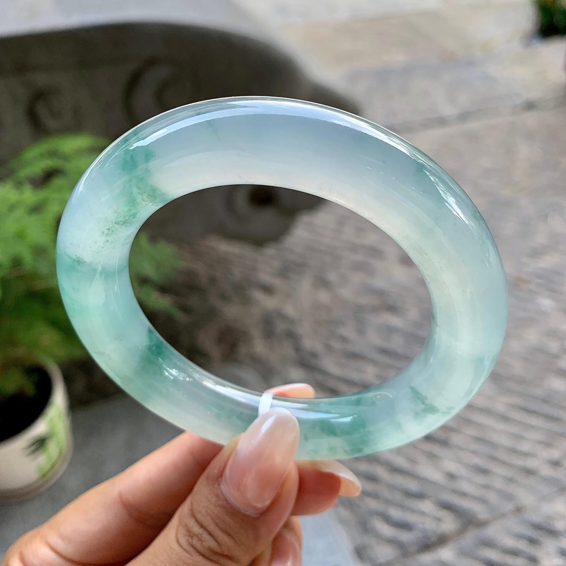 糯冰种飘花圆条手镯（57.4mm）（yc195369）