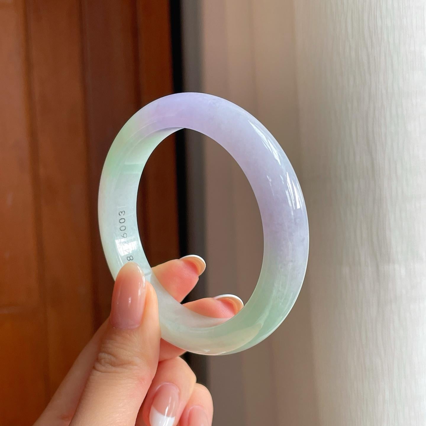 糯冰春带彩翡翠平安镯（56.2mm)（yc374042）