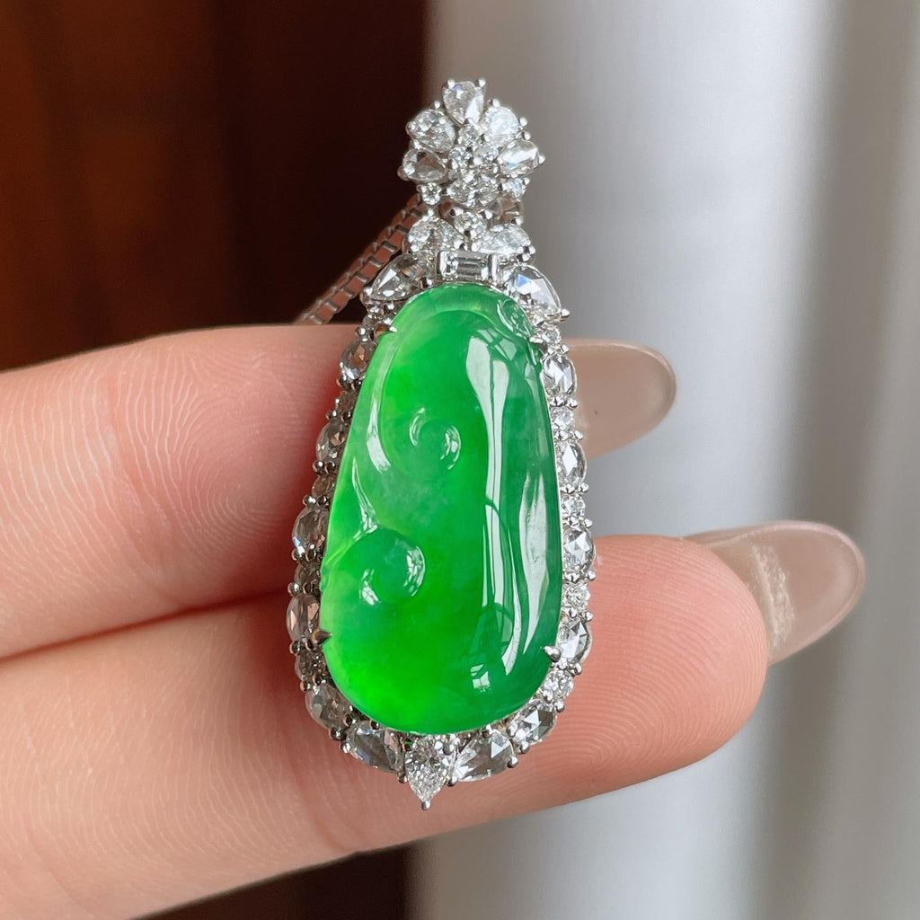 18k金镶冰种满绿翡翠如意（yc239344）