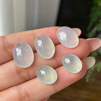 冰种带底色蛋面裸石（1800元一颗）    天然缅甸A货翡翠（yc427831）