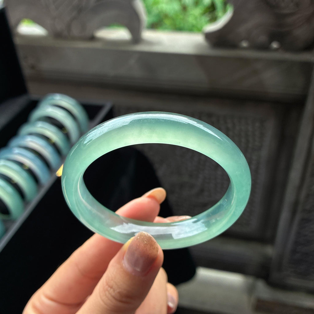 冰玻种起光湖水绿正圈平安镯 55圈 天然缅甸A货翡翠（yc454108）