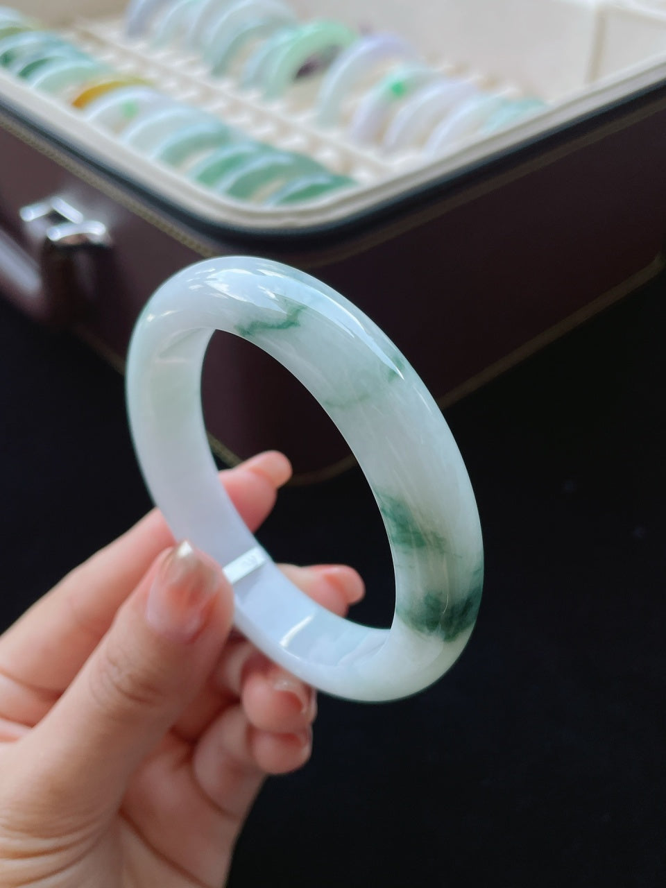 细糯种飘花手镯翡翠手镯（55.7mm）（yc016653）