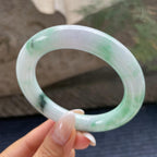 糯种飘绿花圆条手镯56.7圈      天然缅甸A货翡翠（yc421232）