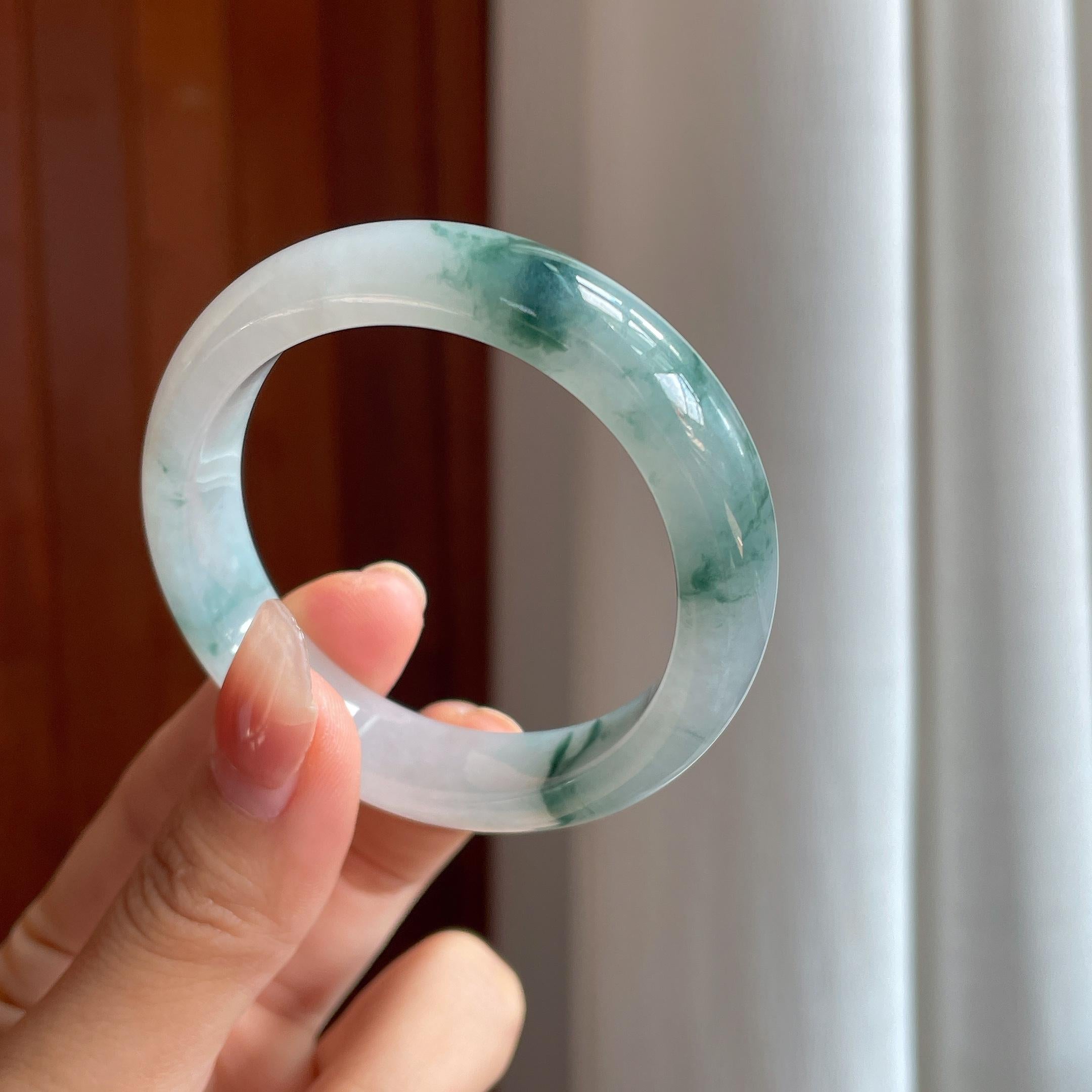 糯冰飘花翡翠贵妃镯（56.5mm）（yc346544）