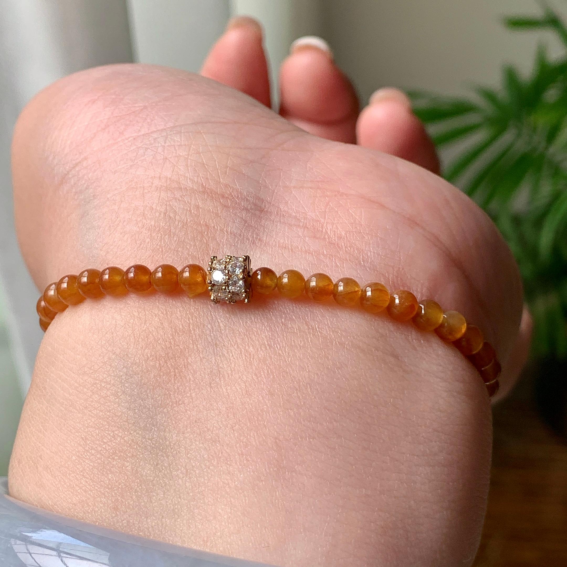 糯冰种红翡小米珠手串  天然缅甸A货翡翠（yc362135）