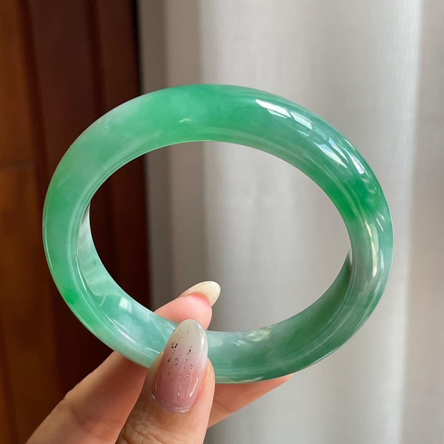 糯冰种满绿翡翠平安镯（56mm）