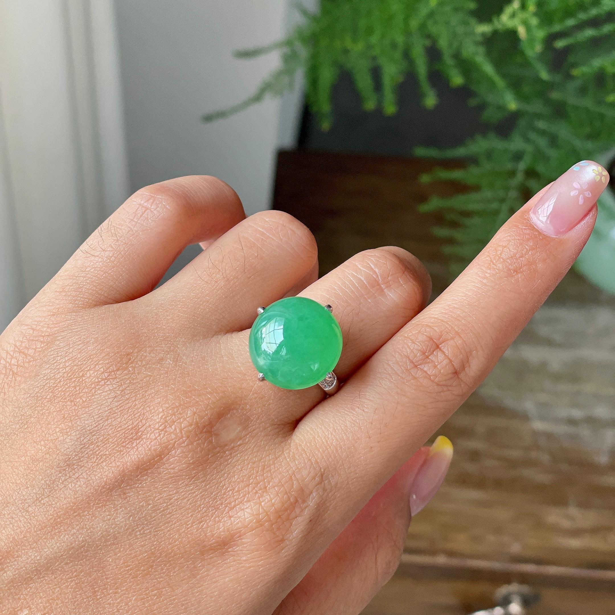 18k金镶糯冰种翠绿蛋面戒指      天然缅甸A货翡翠（yc362070）