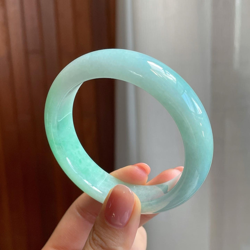 糯冰种果绿底翡翠平安镯（54.7mm)（yc320882）