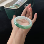 糯冰飘花正圈翡翠手镯（56mm）（yc019441）