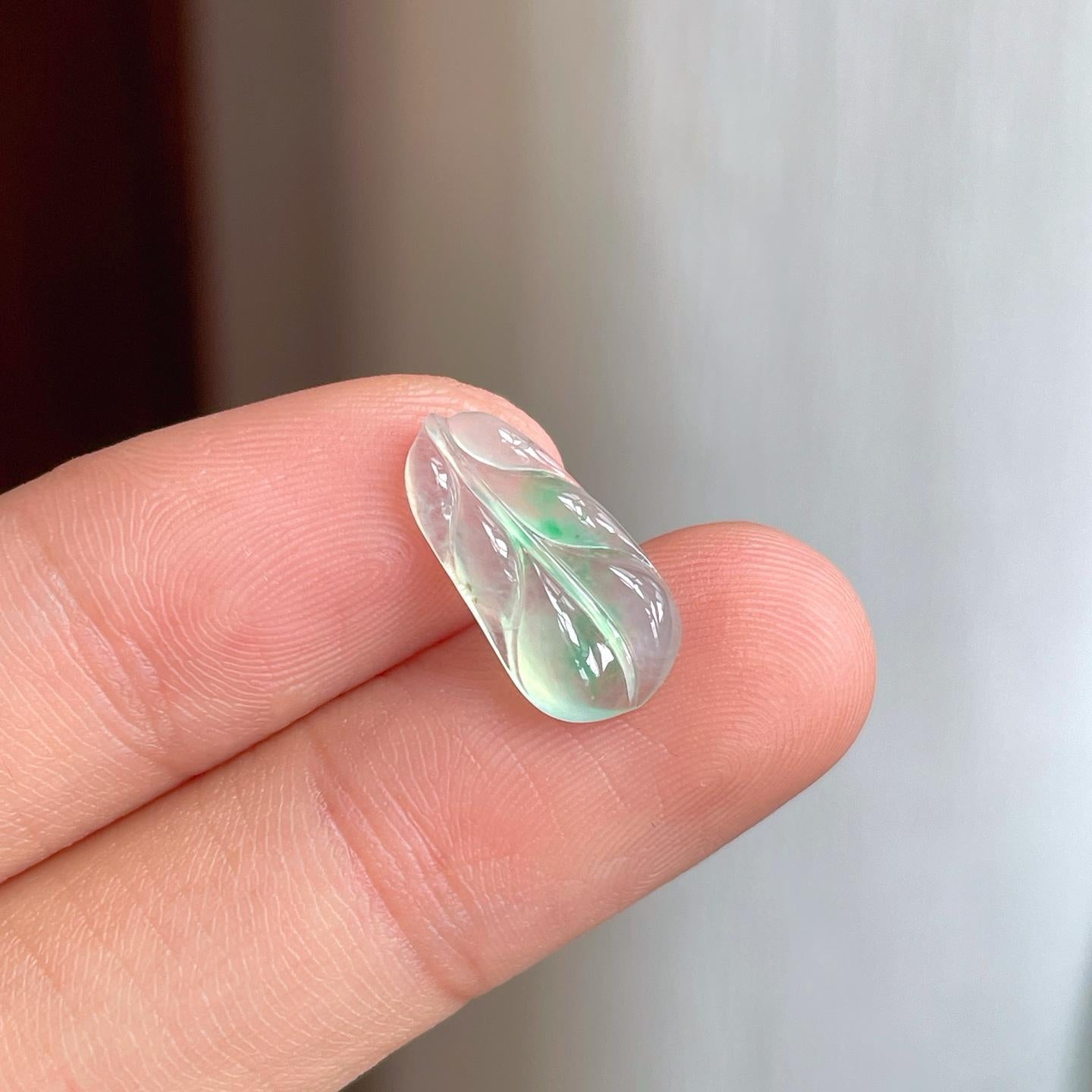 裸石冰种飘绿花翡翠叶子（yc249139）