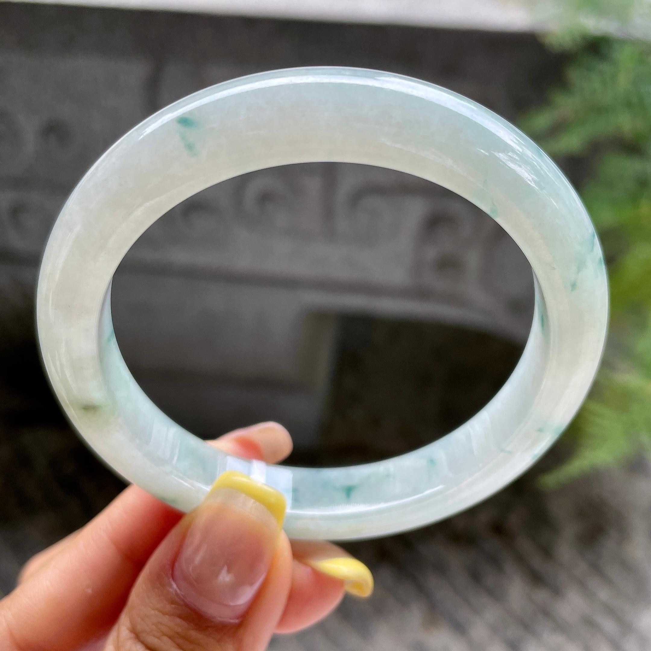 细糯种飘花正圈平安镯55.8圈        天然缅甸A货翡翠（yc389220）