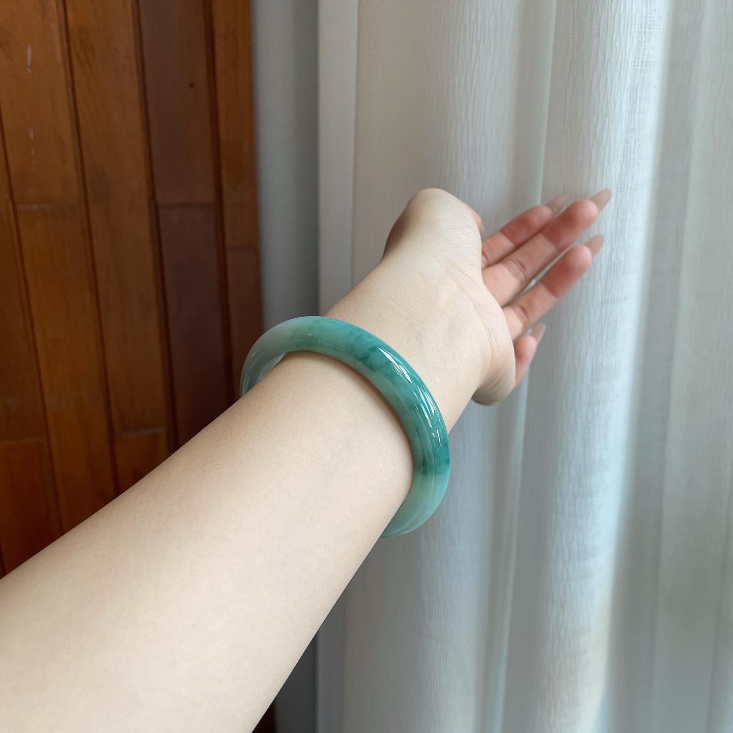 细糯冰飘花翡翠平安镯（60.5mm）（yc272824）