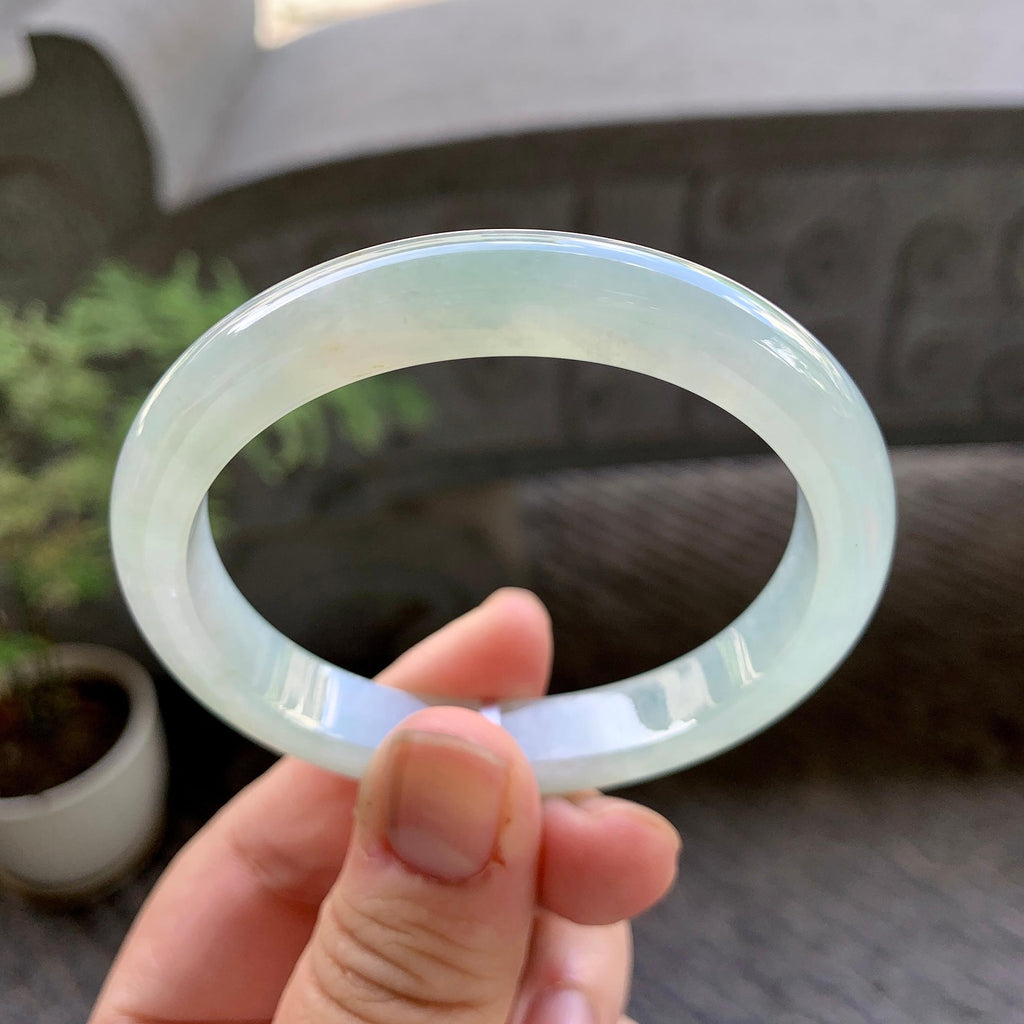 细糯种淡晴底洒金贵妃手镯（55.3mm）（yc243900）