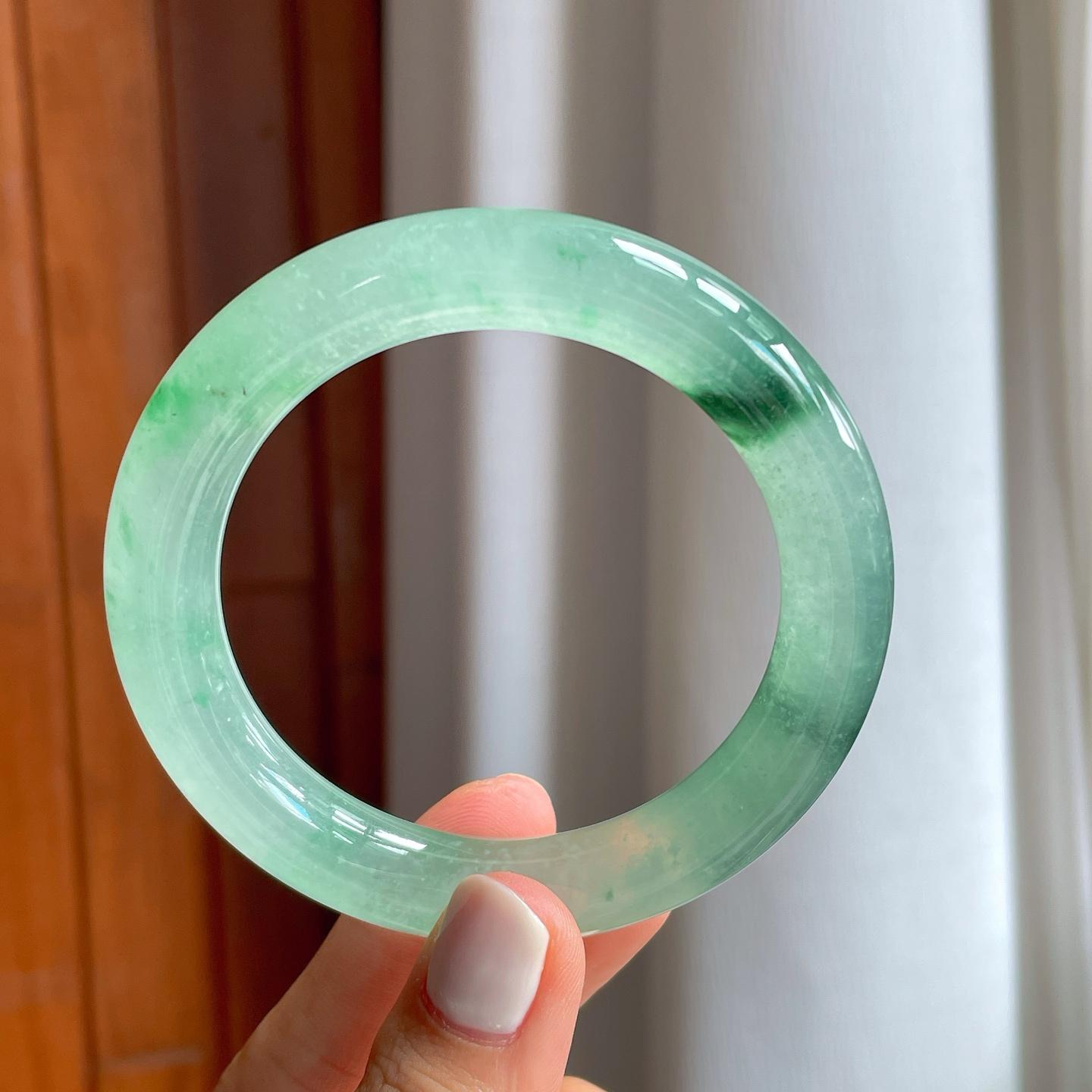 冰种飘花翡翠圆条手镯（55mm）（yc247650）