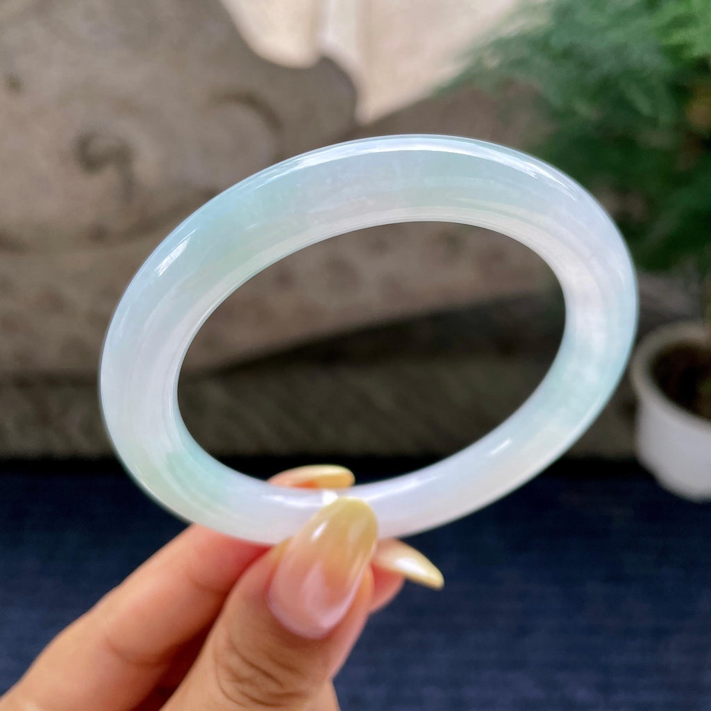 糯冰种带底色圆条手镯54.8圈 天然缅甸A货翡翠（yc483942）