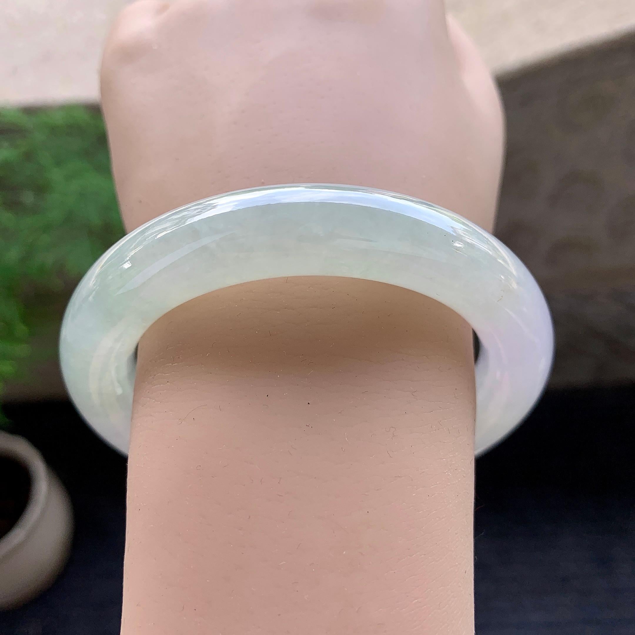 细糯种淡春彩圆条手镯（56mm）（yc195931）
