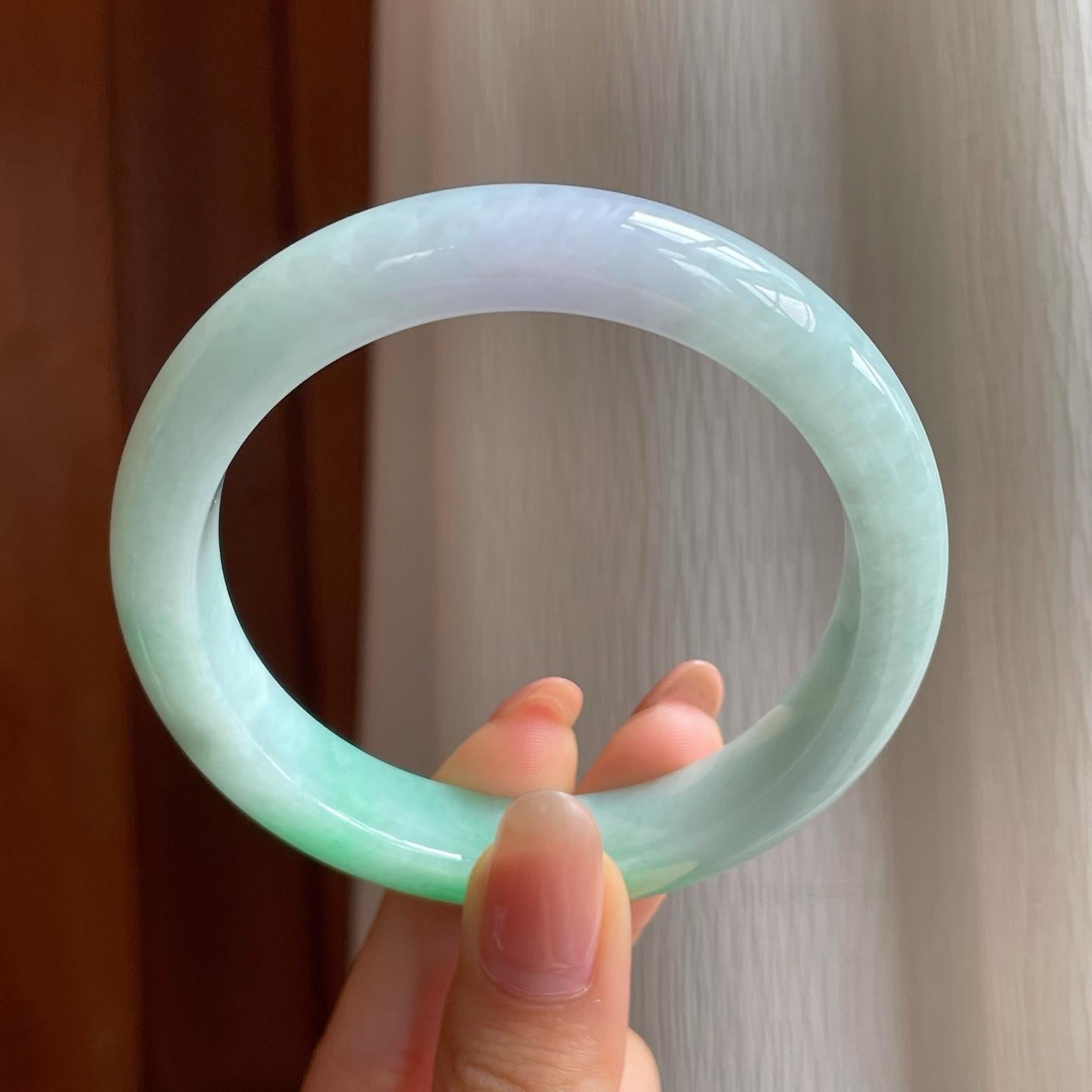 糯冰带色翡翠平安镯（58.3mm)（yc347293）