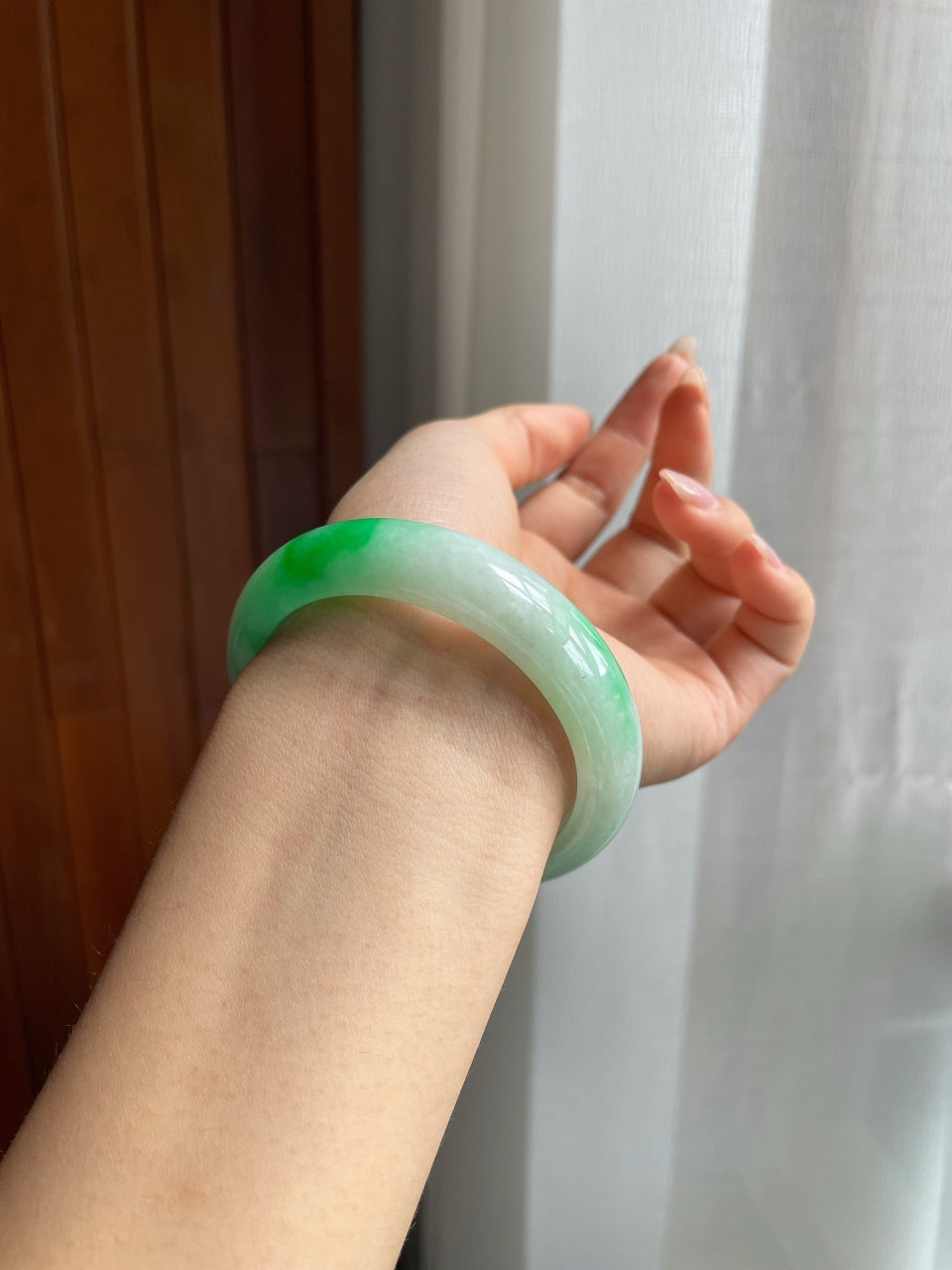 糯冰种带辣色平安镯（53mm）