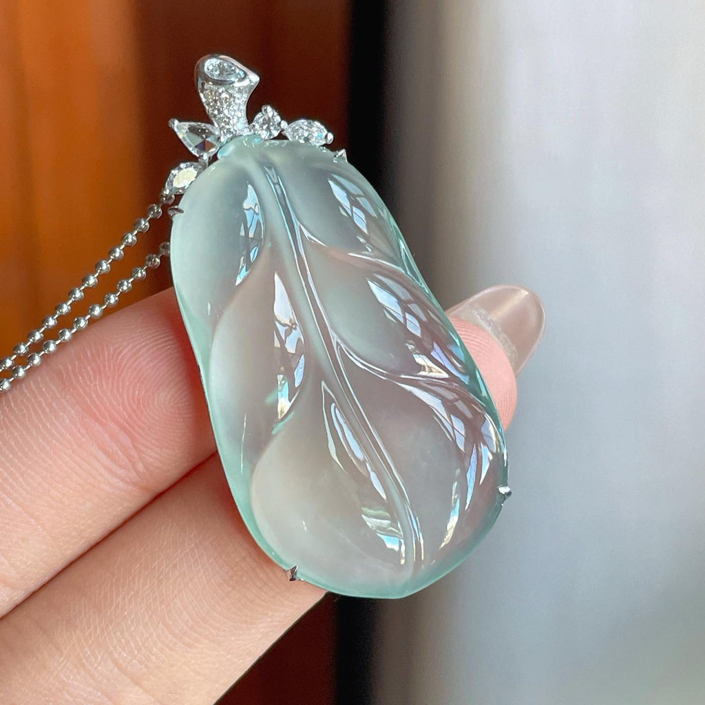 18k金镶冰种蓝晴底翡翠叶子（yc242849）