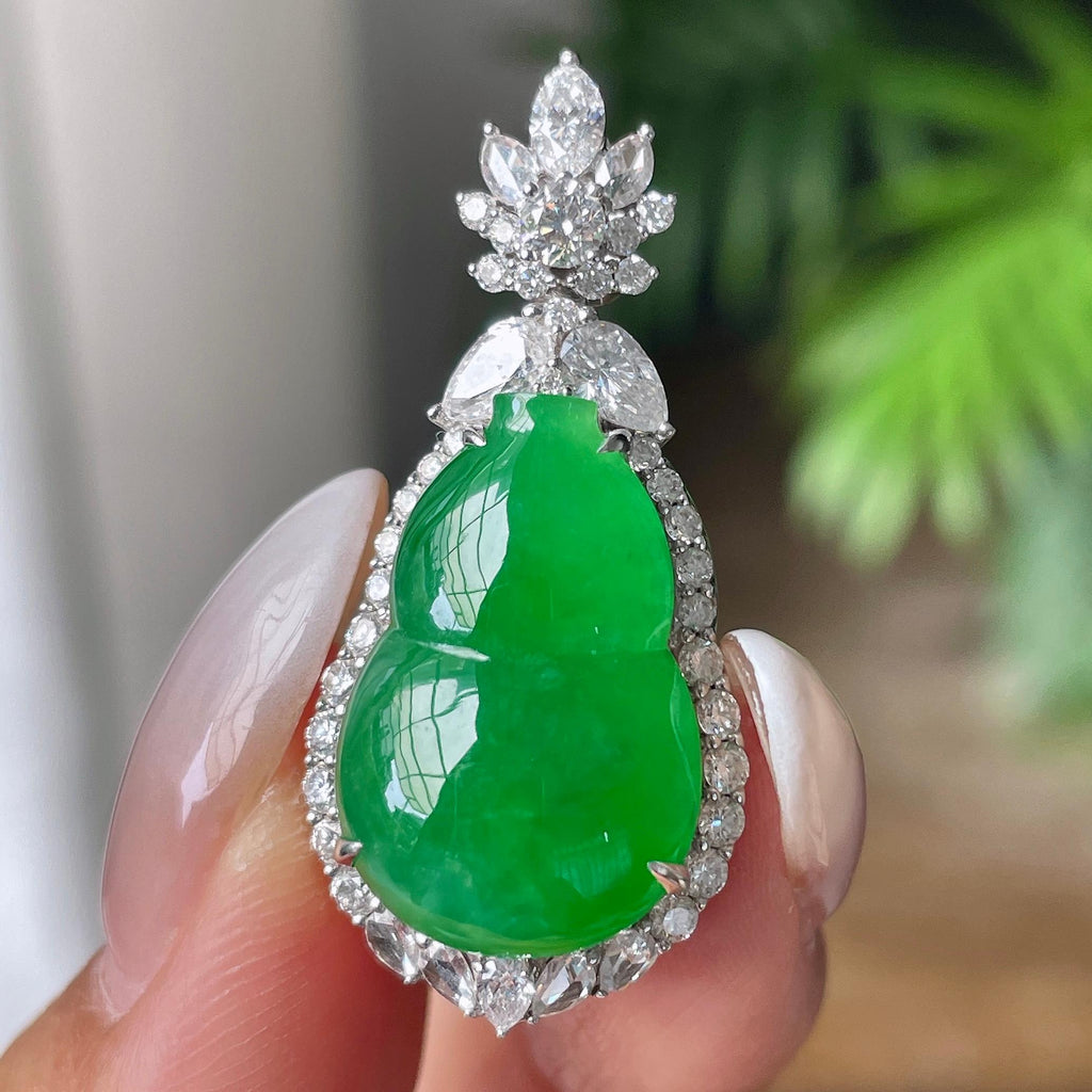 18k金钻镶糯冰种满绿葫芦吊坠       天然缅甸A货翡翠（yc414007）
