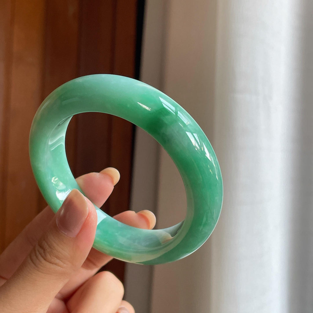 糯冰果绿翡翠平安镯（57.8mm）（yc415356）