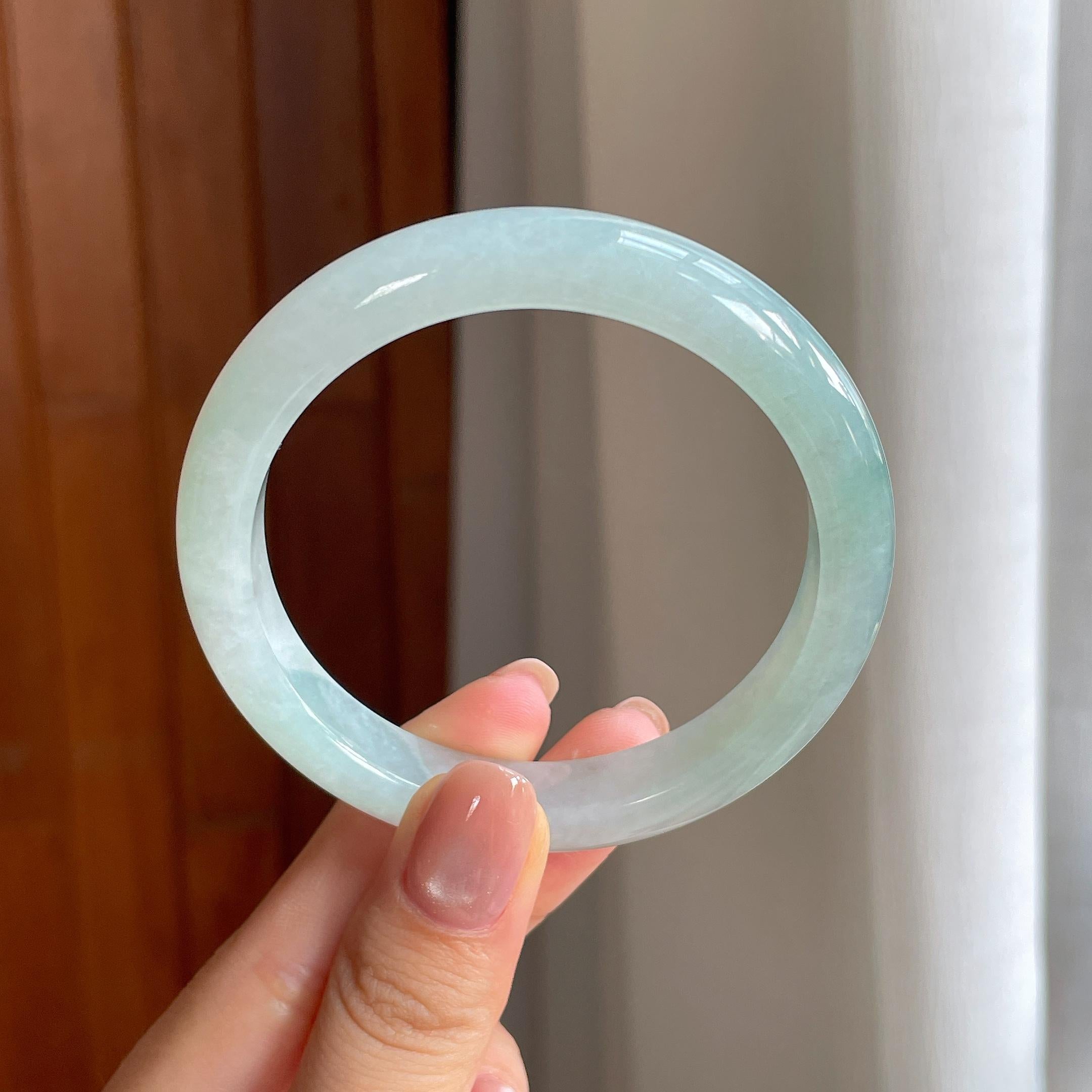 糯冰晴底翡翠平安镯（55.8mm)（yc418352）