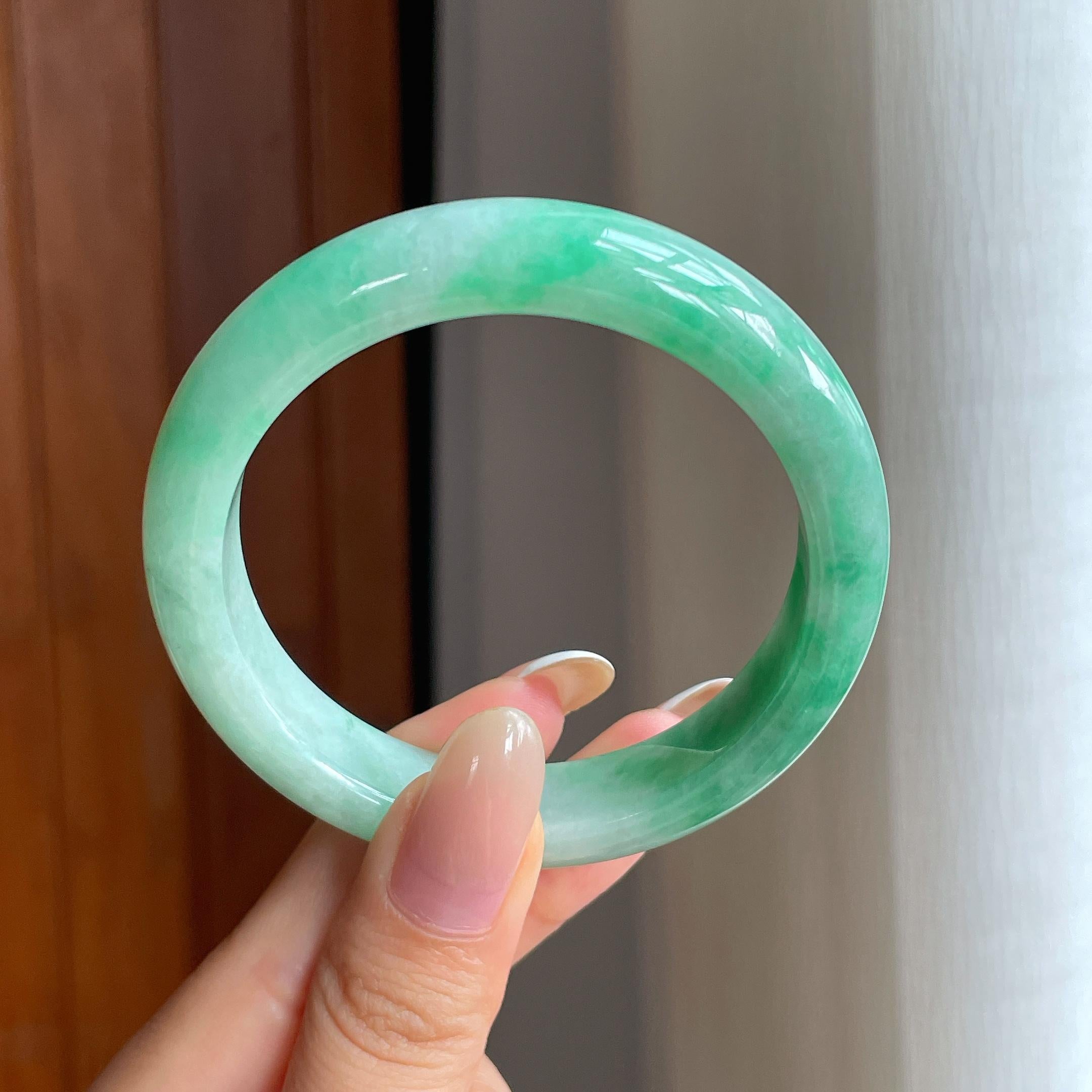 糯冰带色翡翠平安镯（54mm)（yc412199）