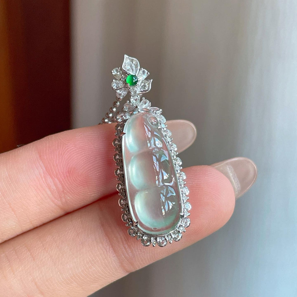 18k金镶冰种带底色翡翠豆子（yc246211）