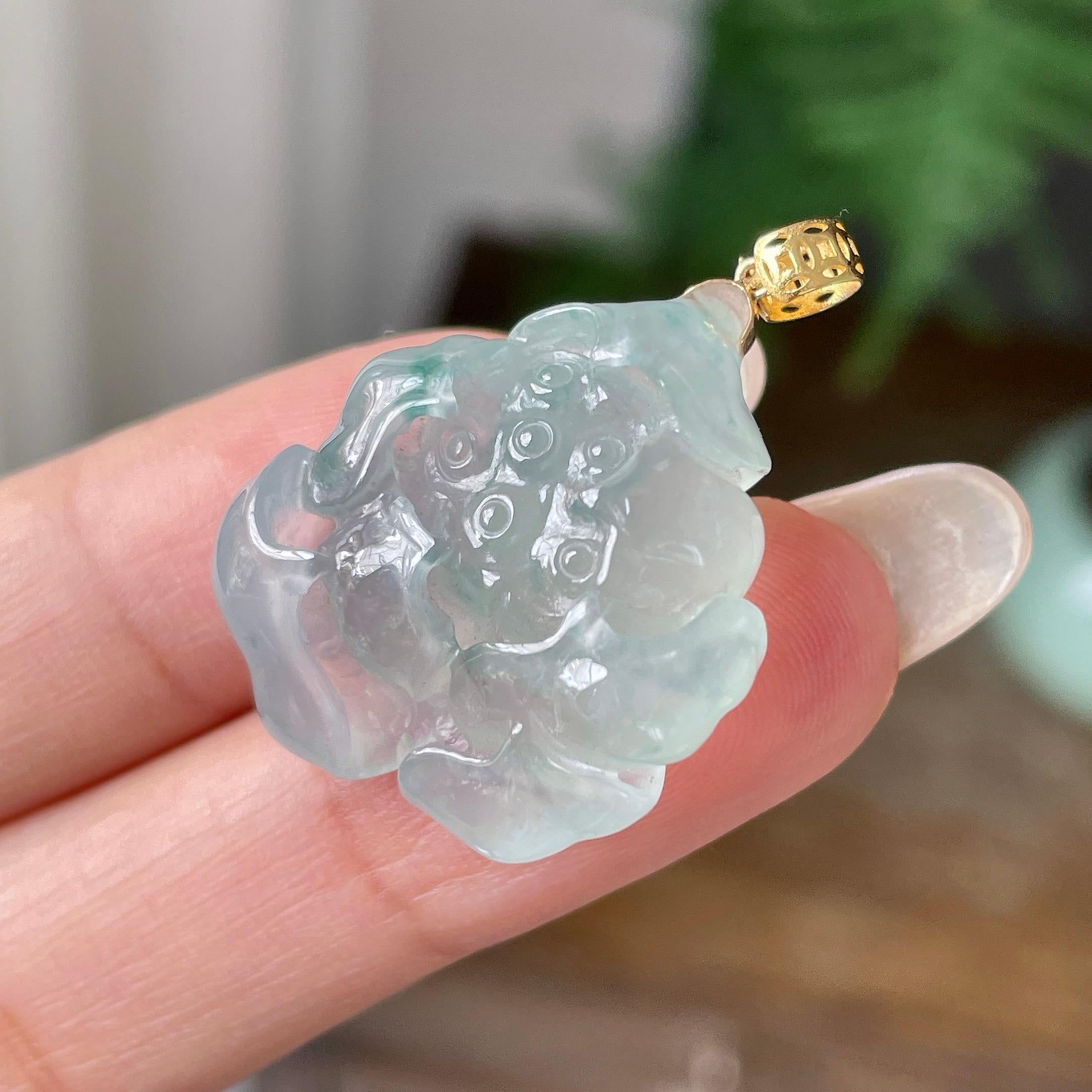18k金镶冰种飘花荷花吊坠   天然缅甸A货翡翠（yc352954）