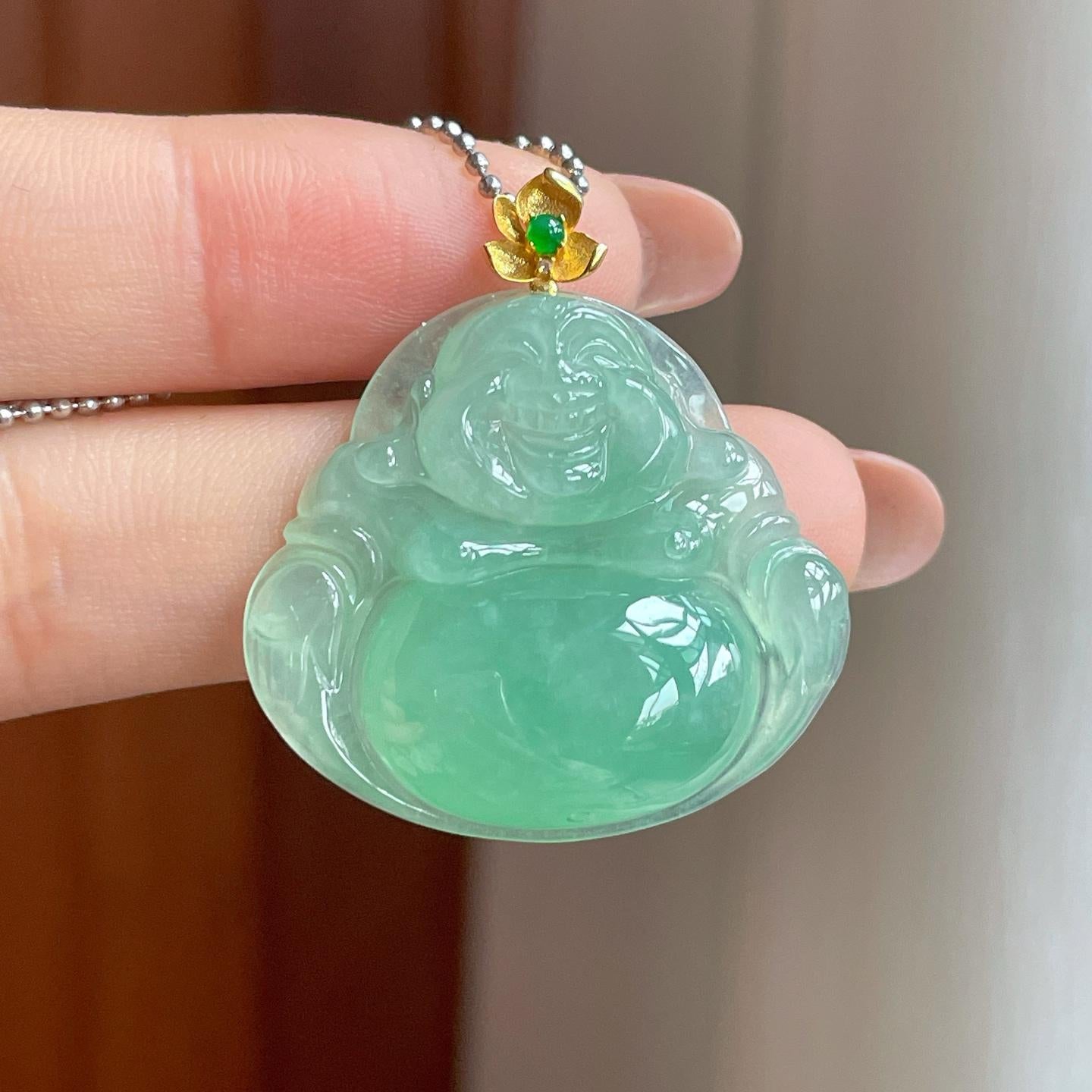 18k金扣头冰种果绿翡翠佛公（yc349838）