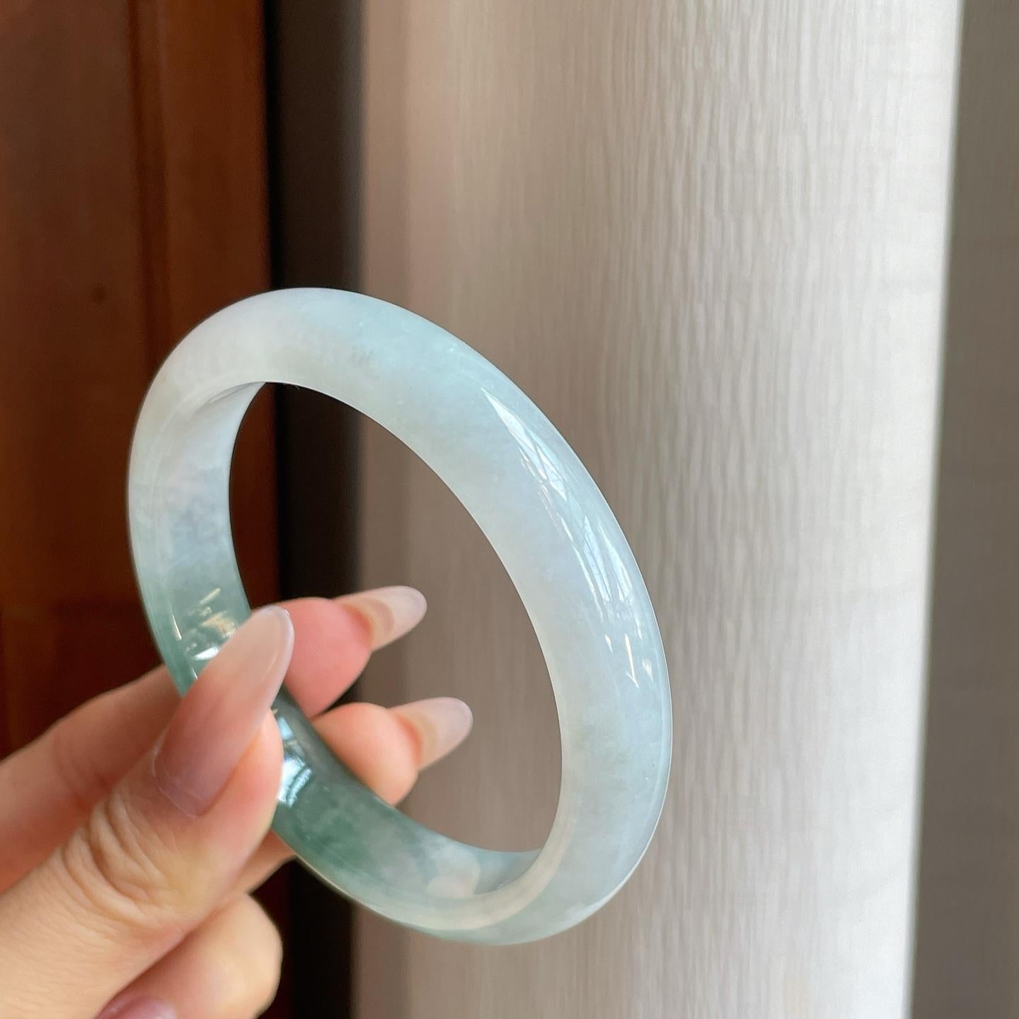 糯冰带色翡翠平安镯（59.5mm）（yc282557）