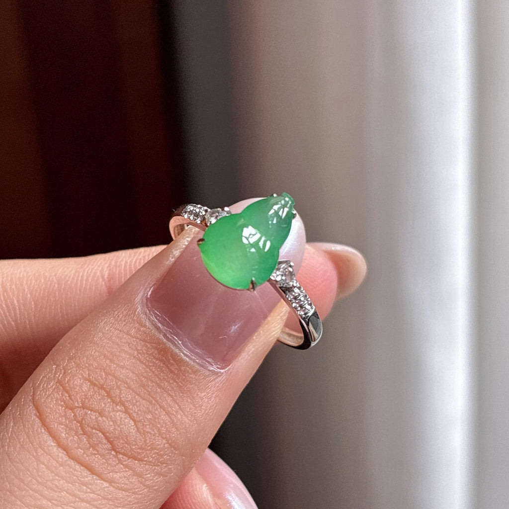 18k金镶冰种满绿戒指 天然缅甸A货翡翠（yc503823）