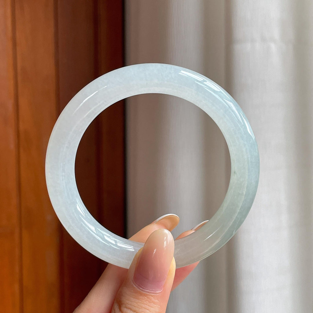 糯冰白月光翡翠圆条手镯（56mm)（yc406770）