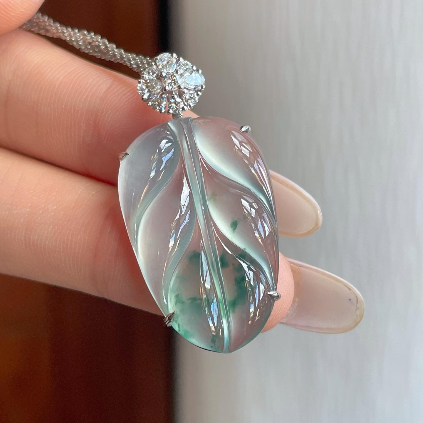 18k金钻镶冰玻种飘绿翡翠叶子（yc270322）