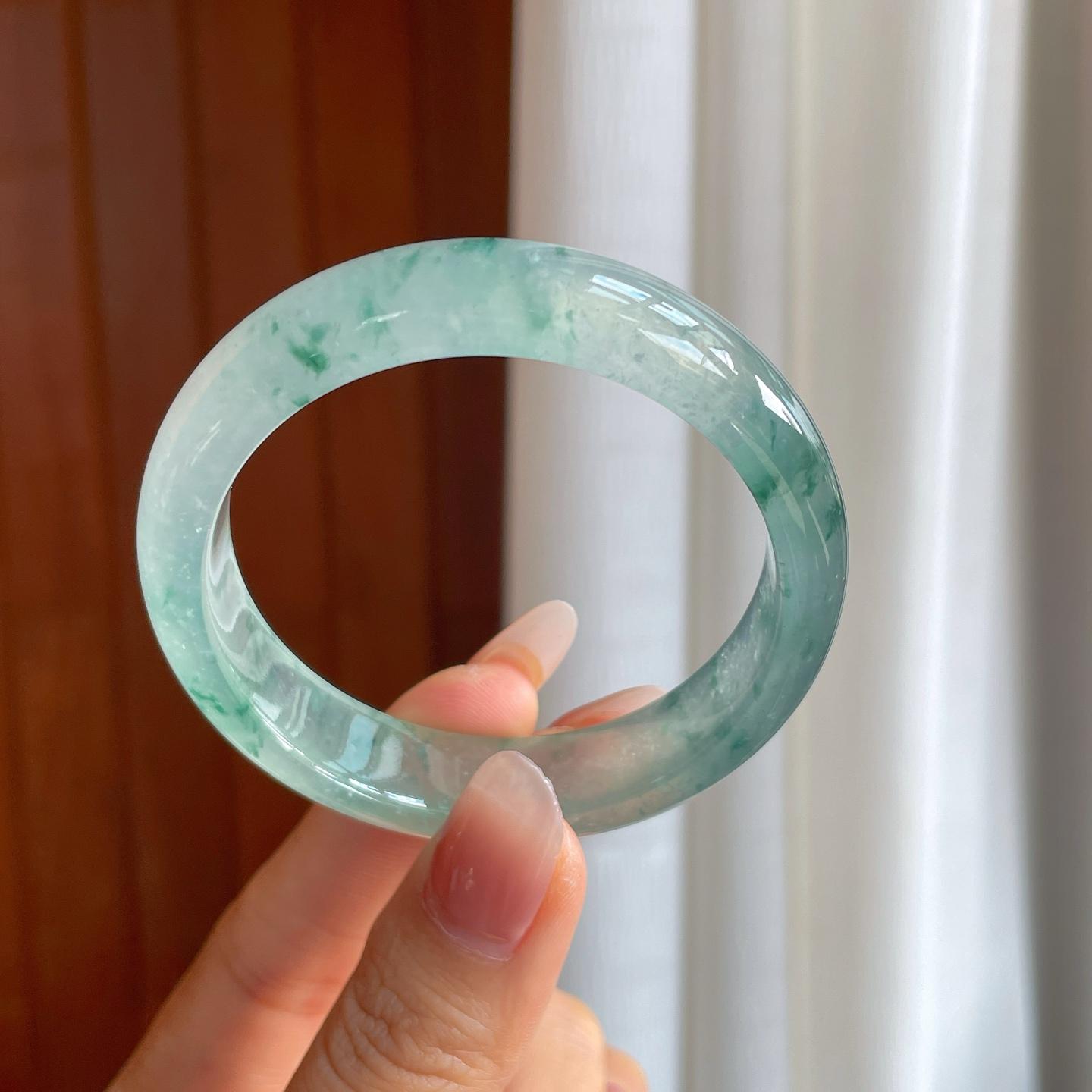 冰玻种飘花翡翠平安镯（52mm）（yc312317）
